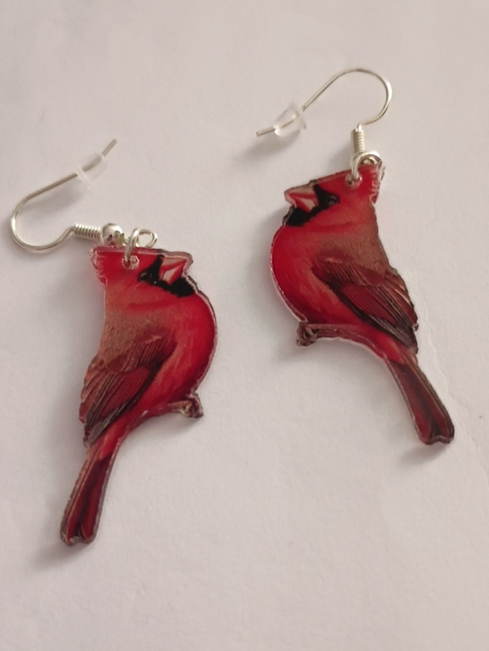 Red Cardinal Bird Dangle Earrings - Lightweight Women's Jewelry
